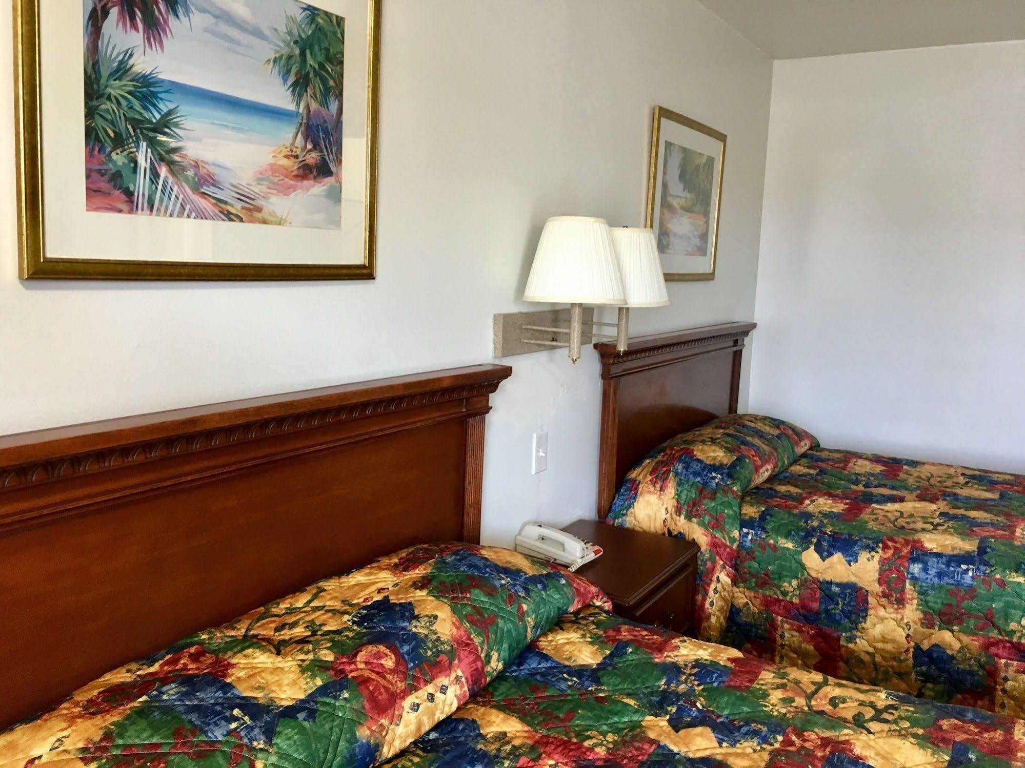 East Lake Inn Orient Park Extérieur photo